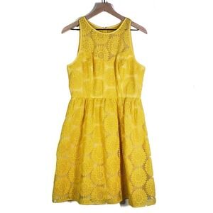 Adrianna Papell Embroidered Flower Cocktail Dress 8‎ Yellow Sleeveless